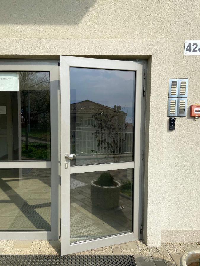 Portview Apartment Rijeka Ngoại thất bức ảnh
