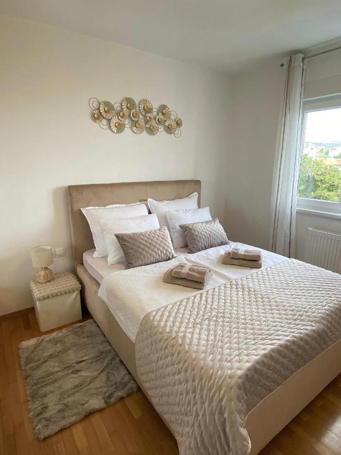Portview Apartment Rijeka Ngoại thất bức ảnh